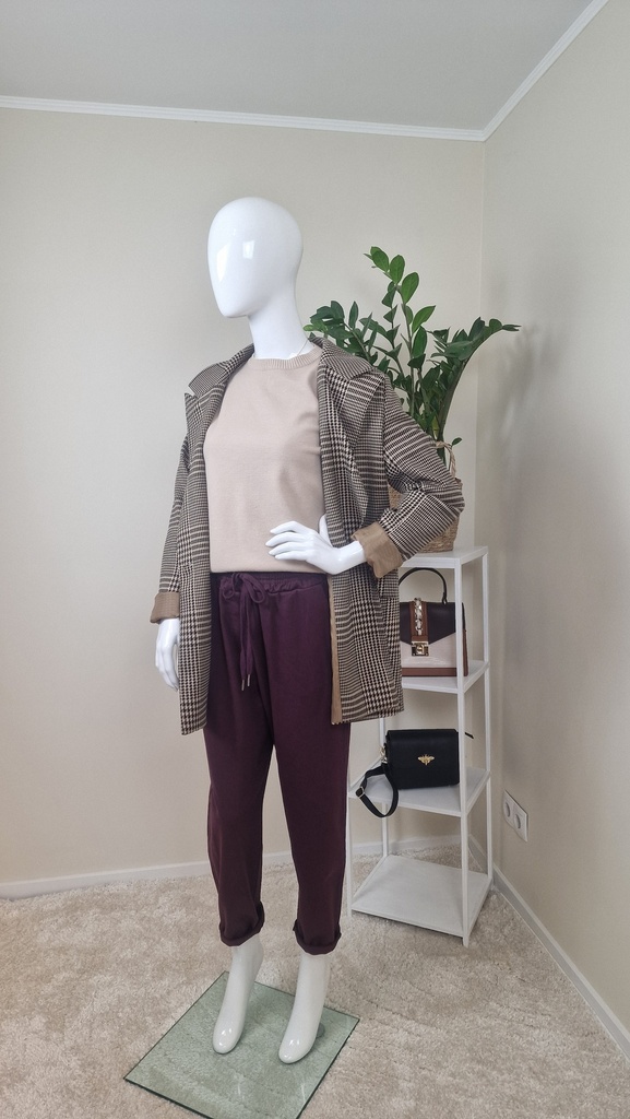 Zoey jeans trousers fit mom burgundy